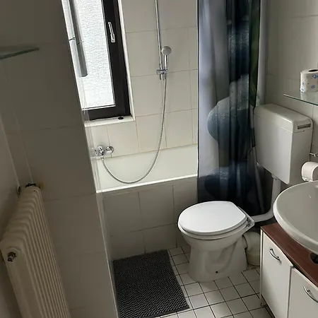 Monteurwohnung Haus 1 *