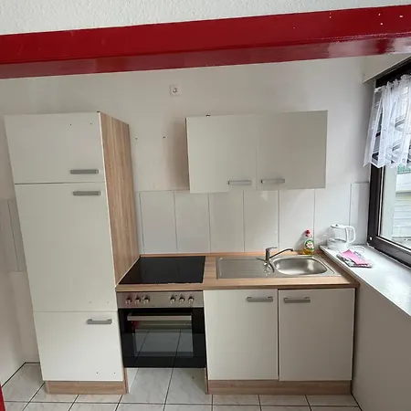 Monteurwohnung Haus 1 *