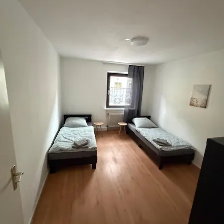 Monteurwohnung Haus 1 아파트 *