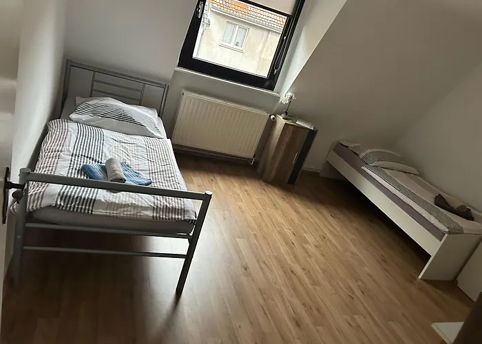 Monteurwohnung Haus 1 *